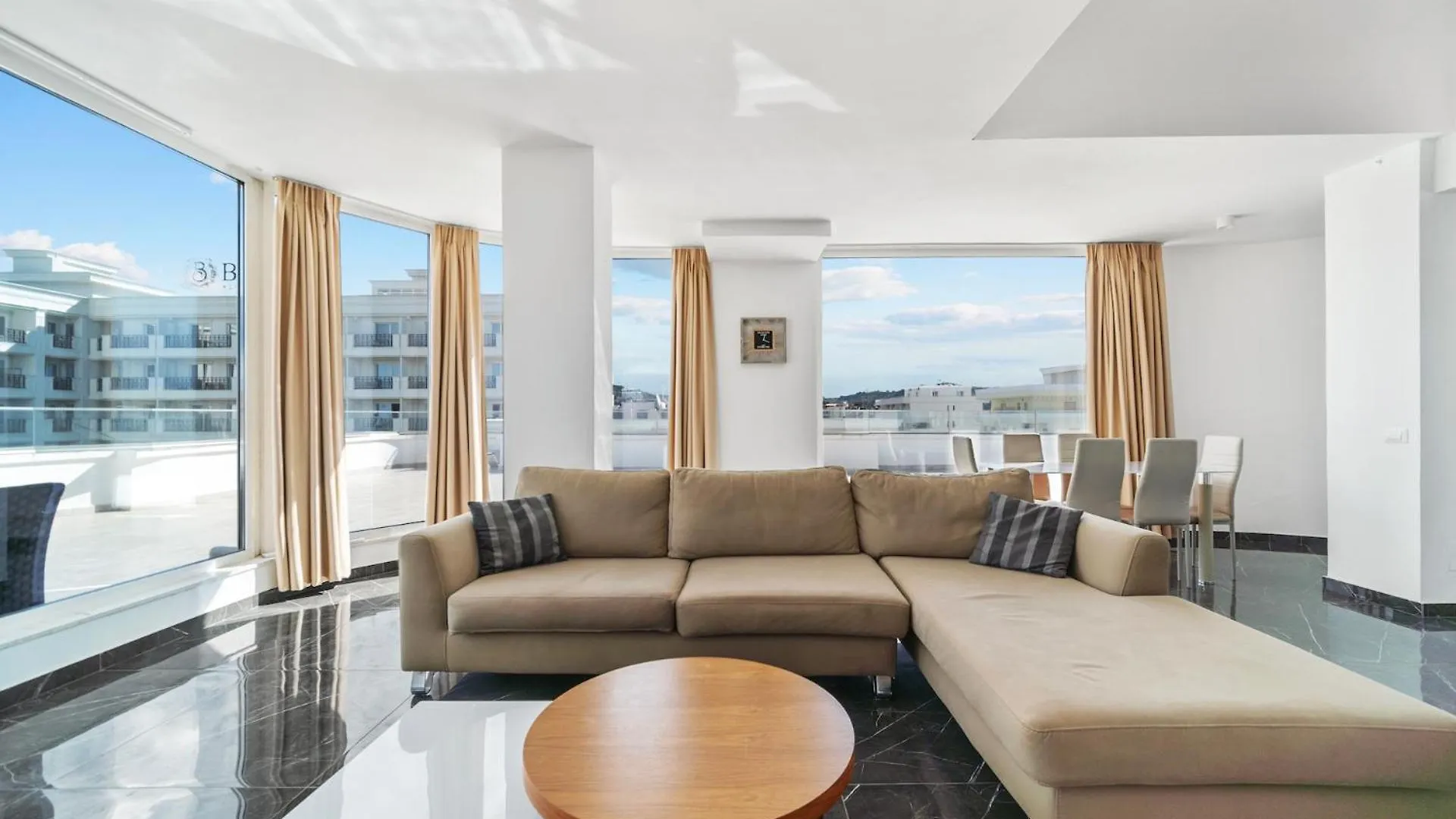 Ferienwohnung Penthouse With Sea View In Durres - Amazing Terrace Of 400M2 With Panoramic View Golem  0*, Golem (Tirana)