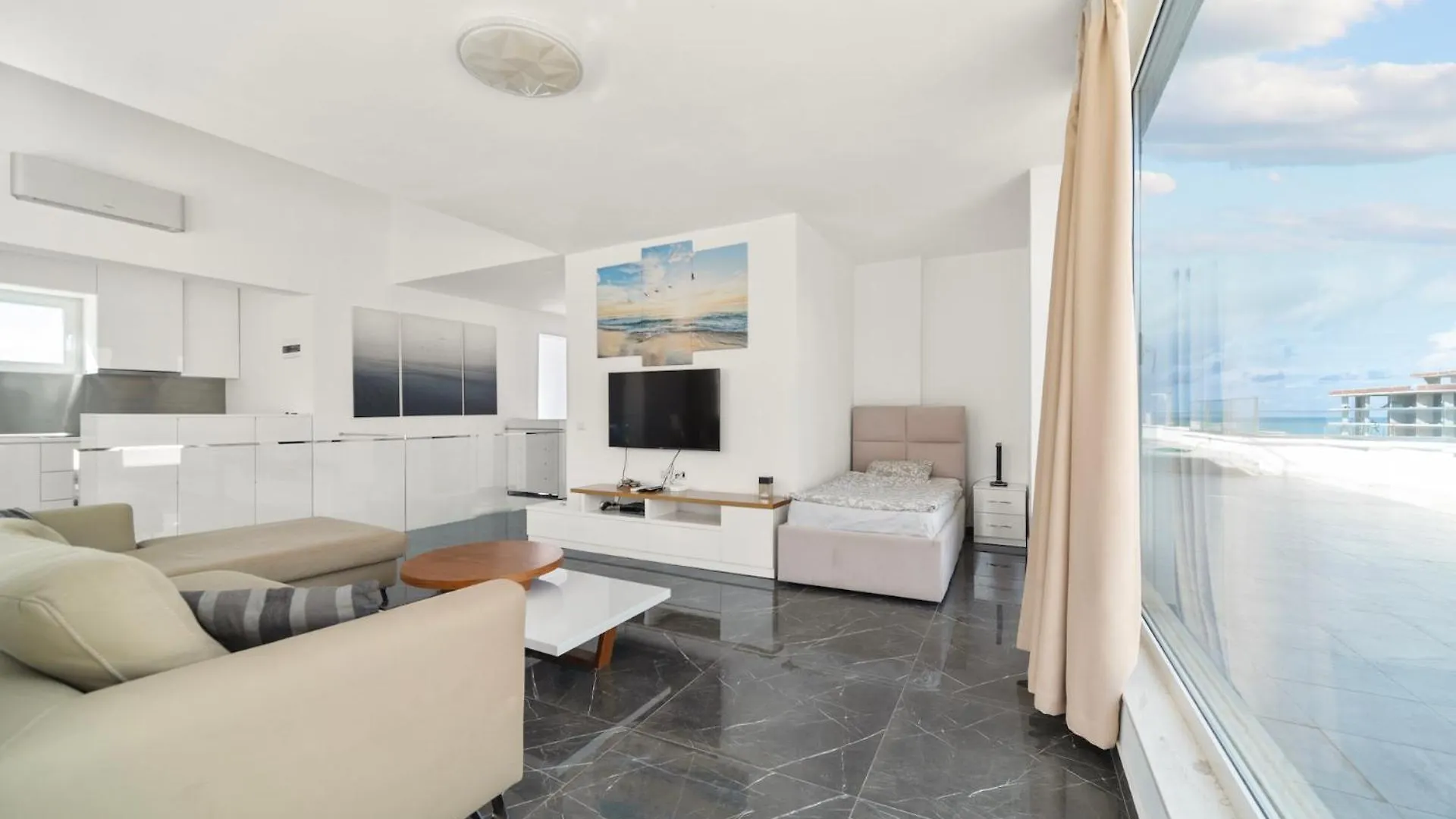 Ferienwohnung Penthouse With Sea View In Durres - Amazing Terrace Of 400M2 With Panoramic View Golem  Golem (Tirana)