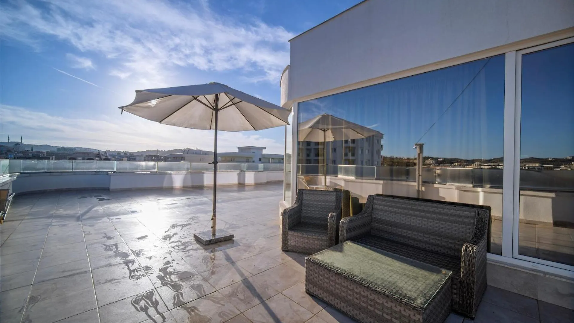 Apartment Ferienwohnung Penthouse With Sea View In Durres - Amazing Terrace Of 400M2 With Panoramic View Golem