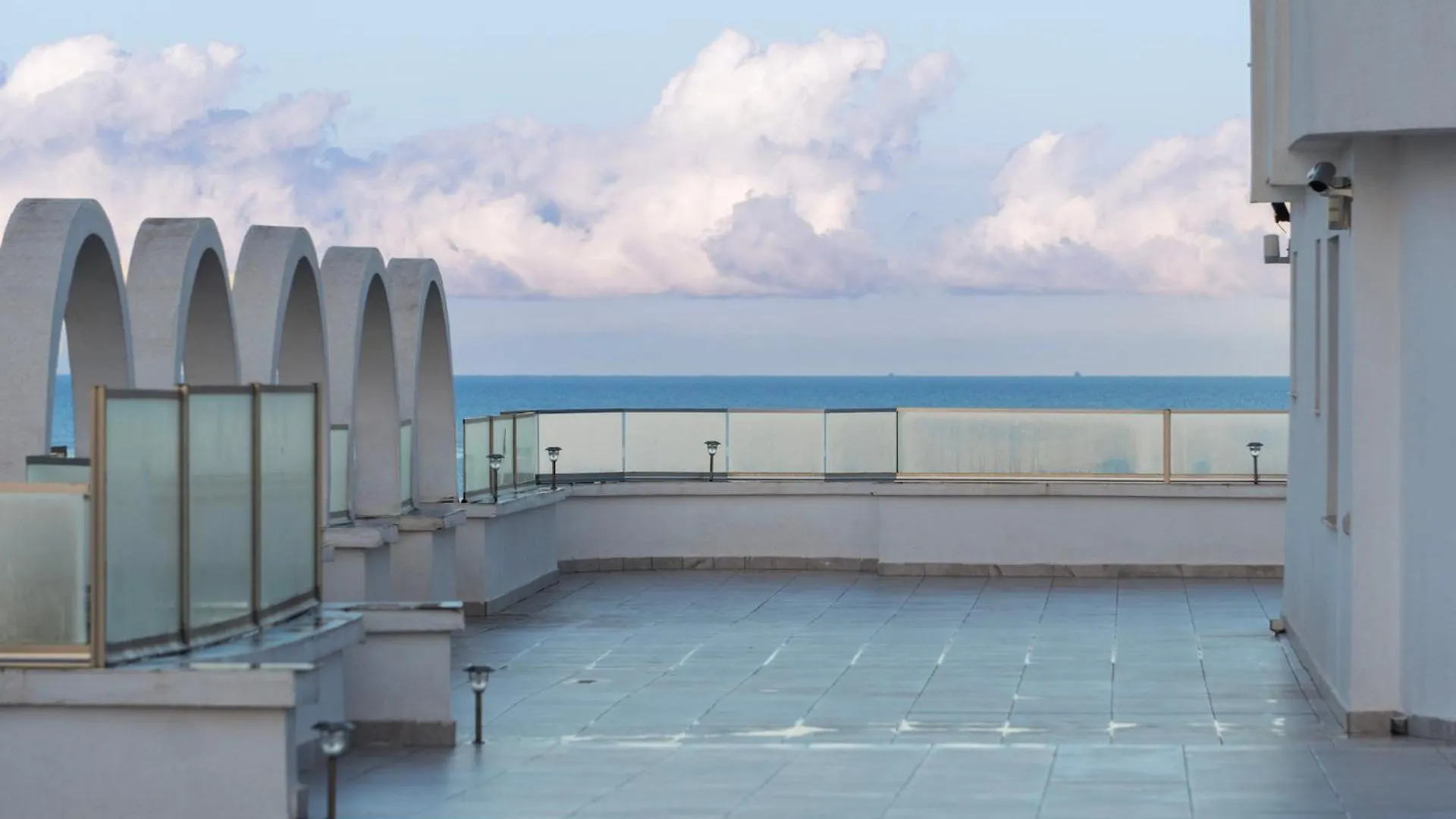 Ferienwohnung Penthouse With Sea View In Durres - Amazing Terrace Of 400M2 With Panoramic View Golem  Albanien